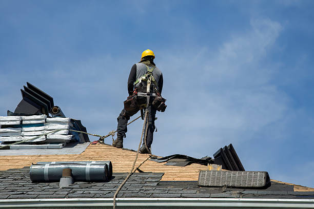 Professional Gutter Installation technician working in Hemet, CA